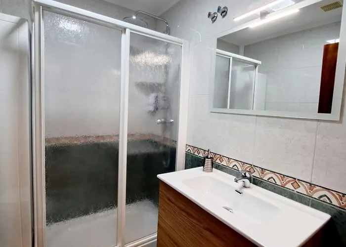 Mario Playa Χιχόν